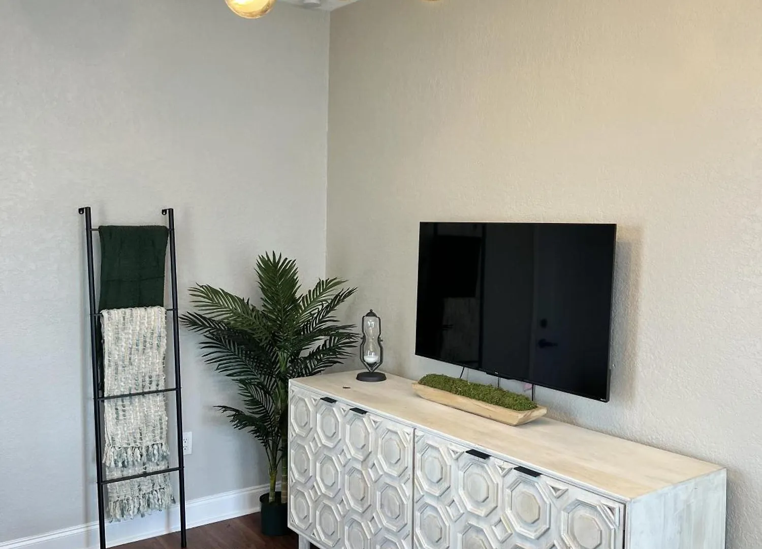 Updated Condo In Heart Of Tampa 1578