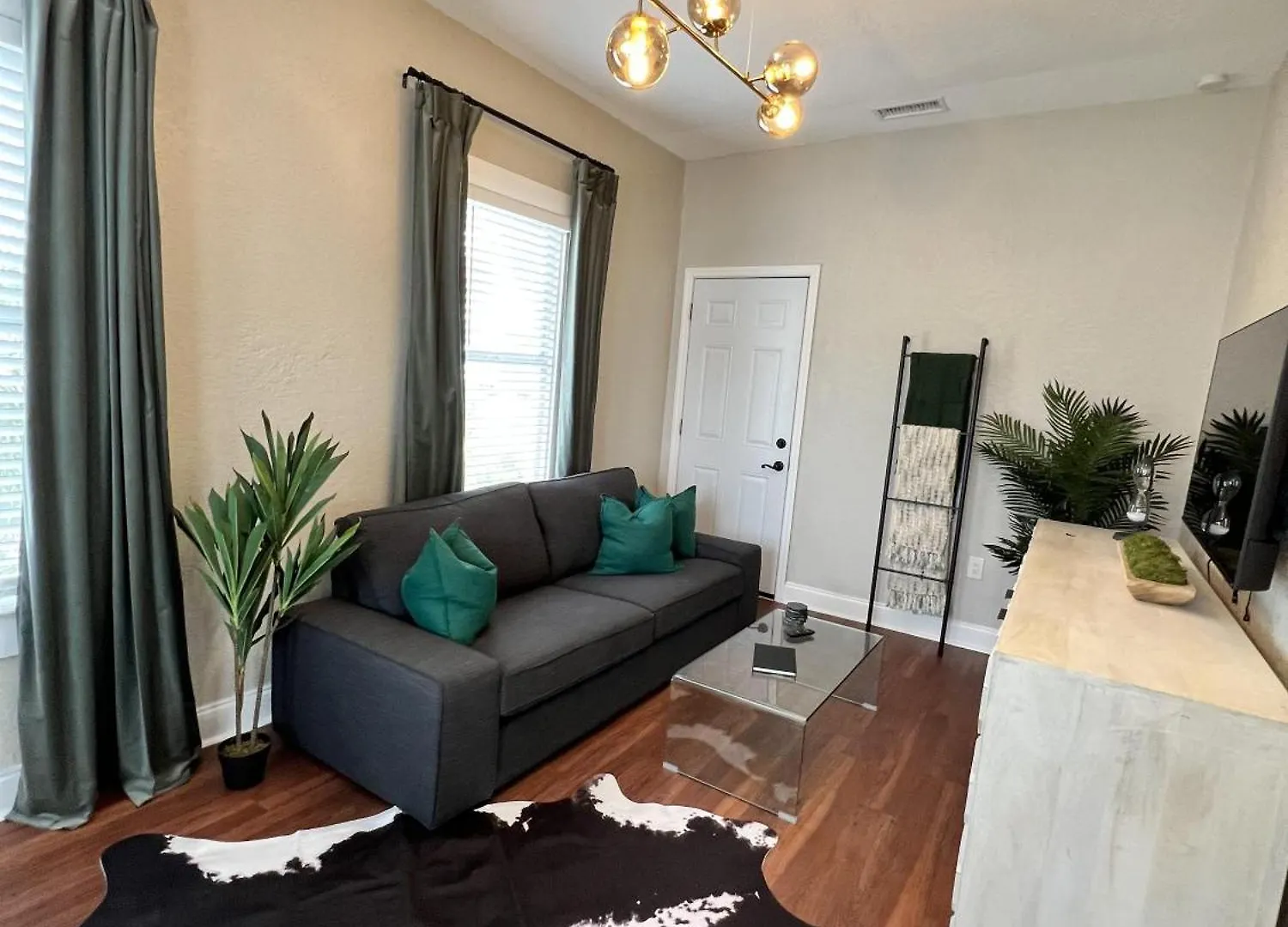 Updated Condo In Heart Of Tampa 1578
